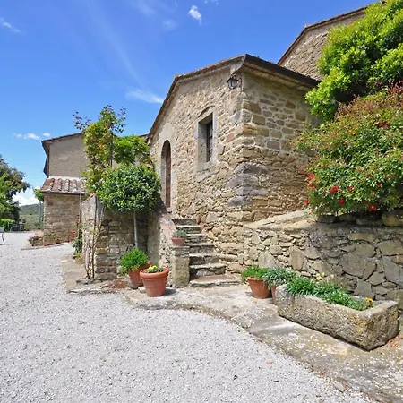 Sleeps 5